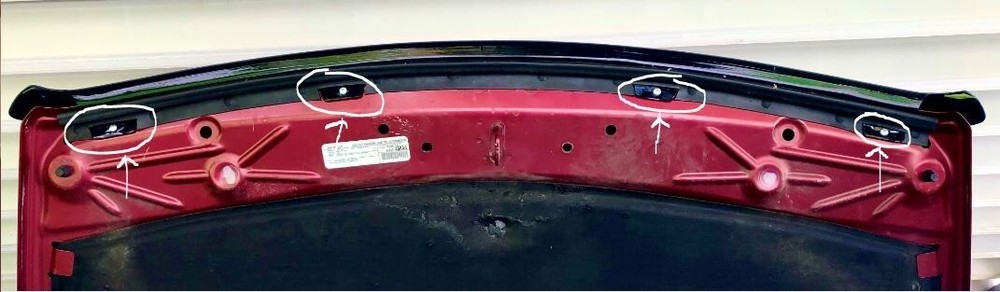 Husky BugFlector II Hood Protector Bug Shield Deflector for 07-2017 Jeep Patriot