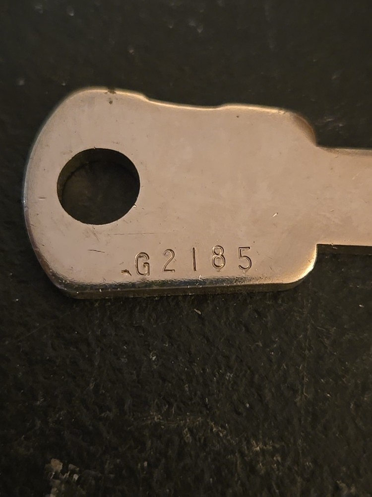 GREENWALD SENTINEL KEY CODED G2185 (3D5)