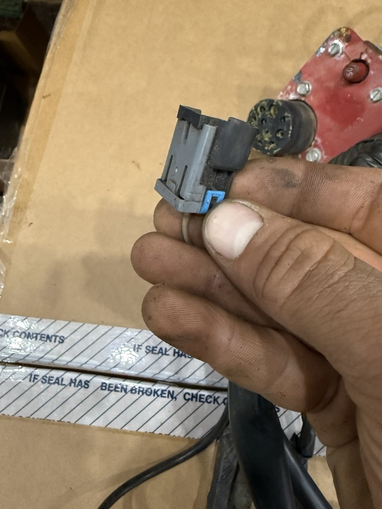 Volvo Penta 5.0 GXI-E engine harness