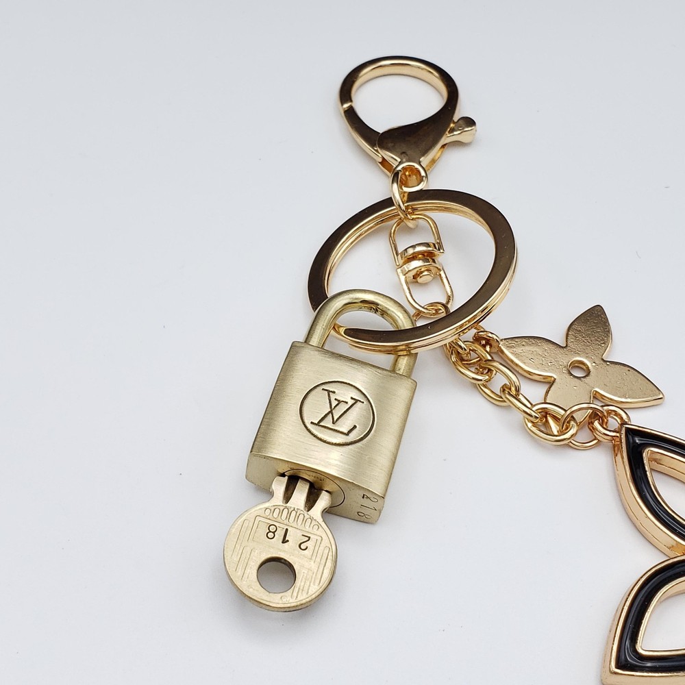 Authentic Louis Vuitton Lock & Key with Unbranded Clover Charm, Keychain