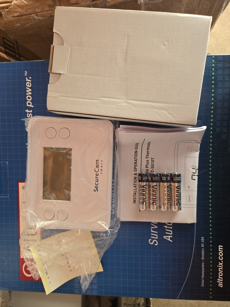 SecureCom smart z wave Z-5010T Thermostat New White