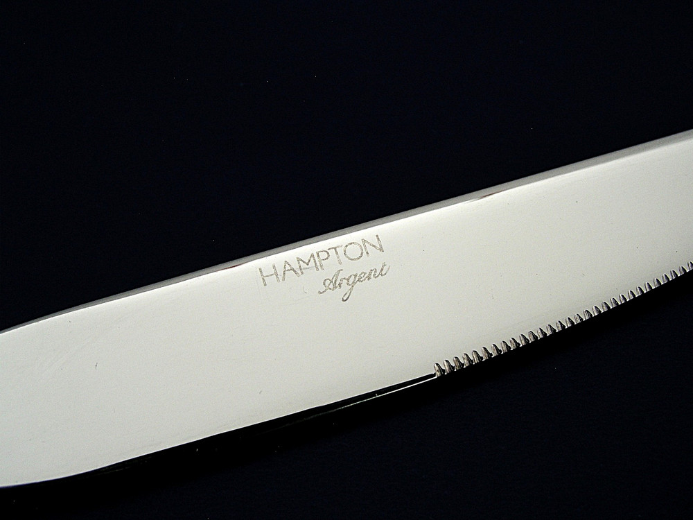 40 PCS HAMPTON ARGENT BROCADE STAINLESS FLATWARE (8) PLACE SETTINGS - VERY NICE