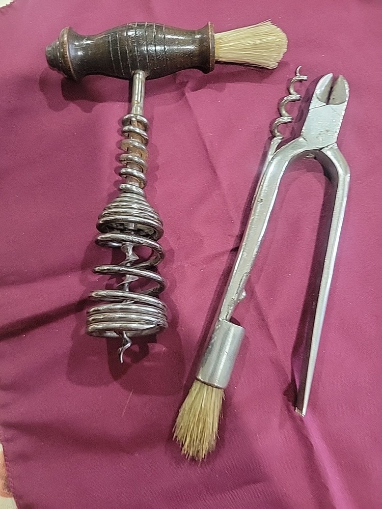 2 Old Henshall Style Corkscrew Brush Unmarked Expellers