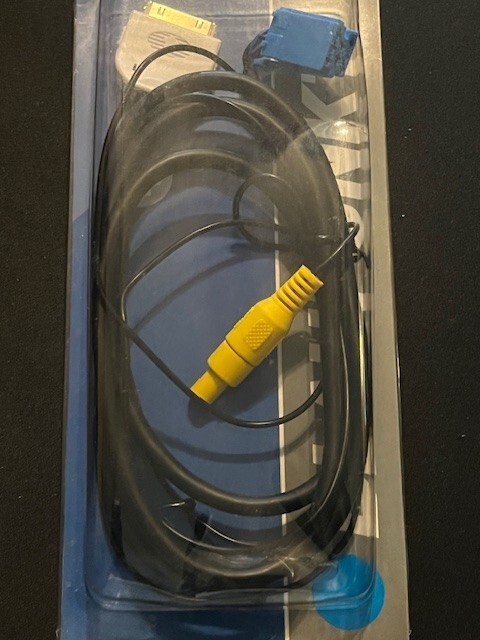Blaupunkt iPod Aux Cable New In Package
