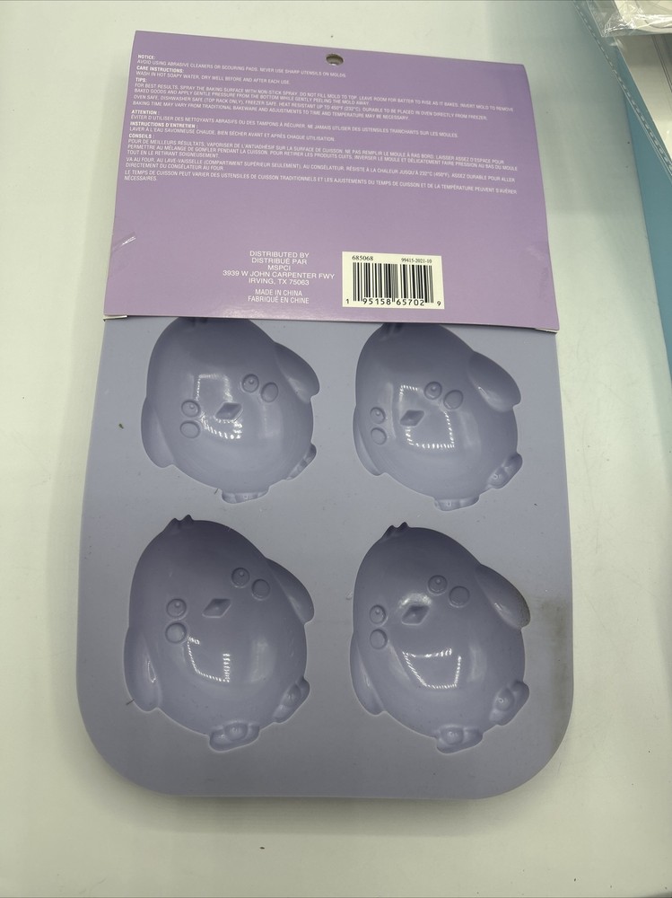 Lot of 6 Celebrate It Easter Bakeware