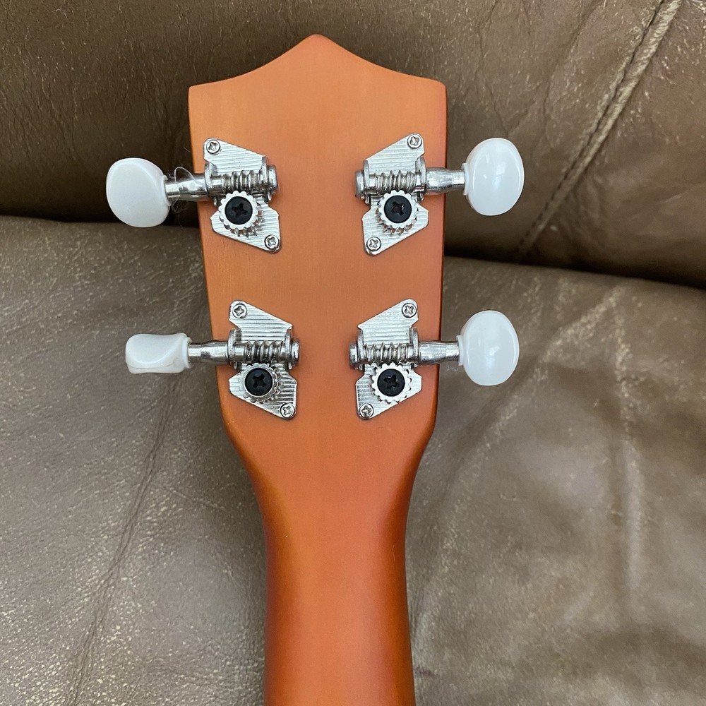 hawaiian ukulele Everjoy 21” *READ