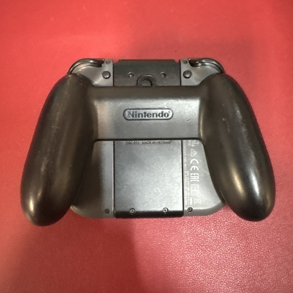 Nintendo Joy-Con Wireless Controllers Gray Pair with Joy-Con Grip for Switch