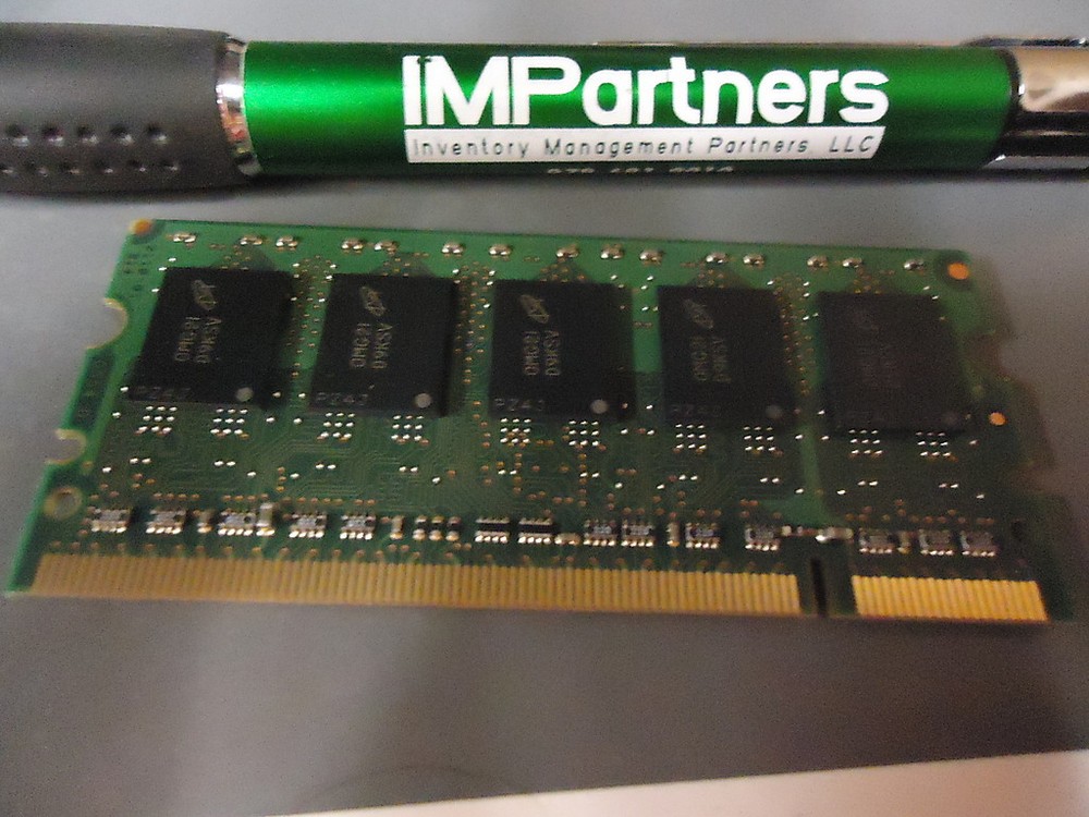 Micron Tech MT18HTS25672CHY-667G1 2GB PC2-5300 Memeory Module