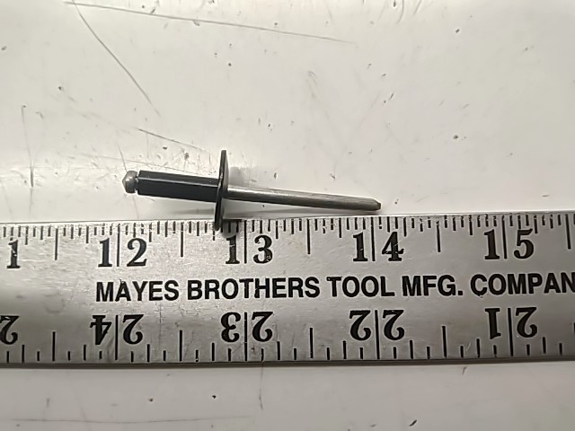 Rivet Qty 4 - 2000 POLARIS NOS