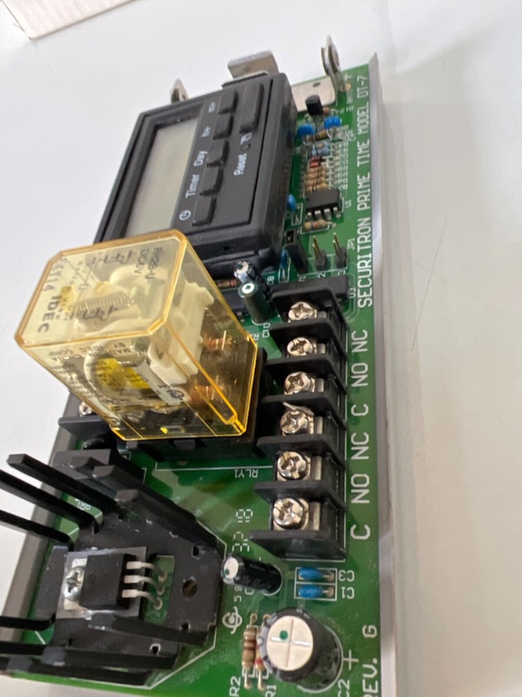 SECURITRON ASSA ABLOY DT-7   Prime Time Digital Timer