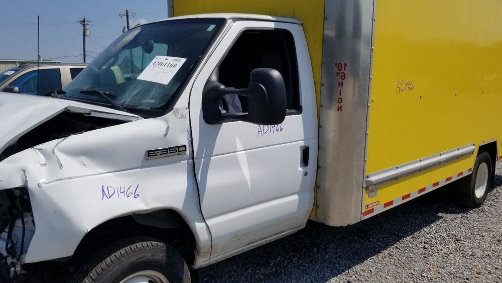 24 FORD E350 SUPER DUTY DOOR FRONT LEFT DRIVER WHITE