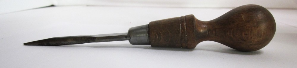 Antique Cabinet Maker's Wood Handle 1/4" Flathead Screwdriver 7"