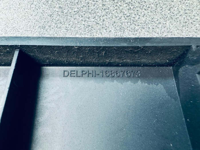 International Switch Dash Panel Dash Panel P/N DELPHI-16867673