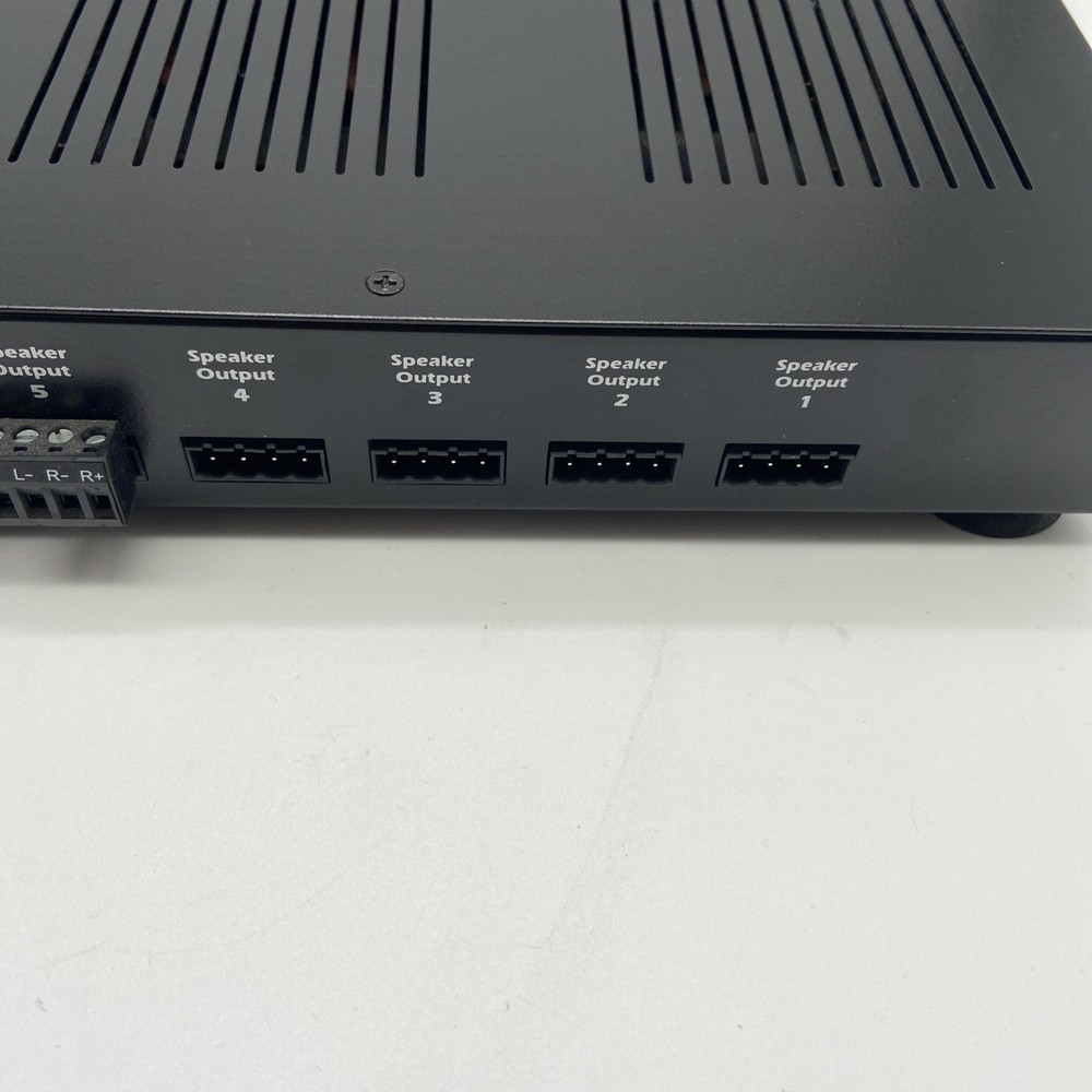 SpeakerCraft S8dc 8 Zone Multi-Room Audio Speaker Selector Switcher - Working