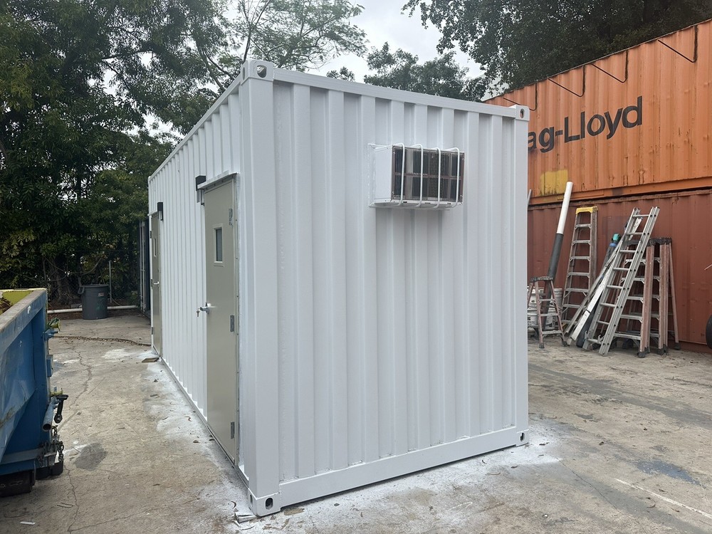 Restroom shipping container Conex Portable bathroom