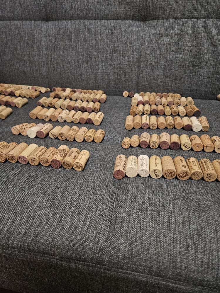 Wine Bottle Corks 220 PC Set