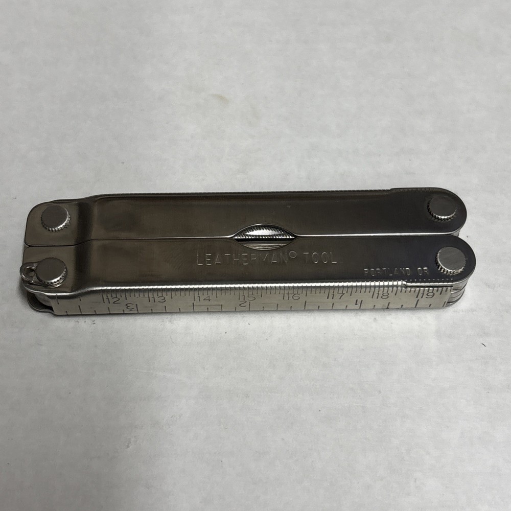 Leatherman Multi-Tool Vintage 2000 Original Box Excellent Condition PST