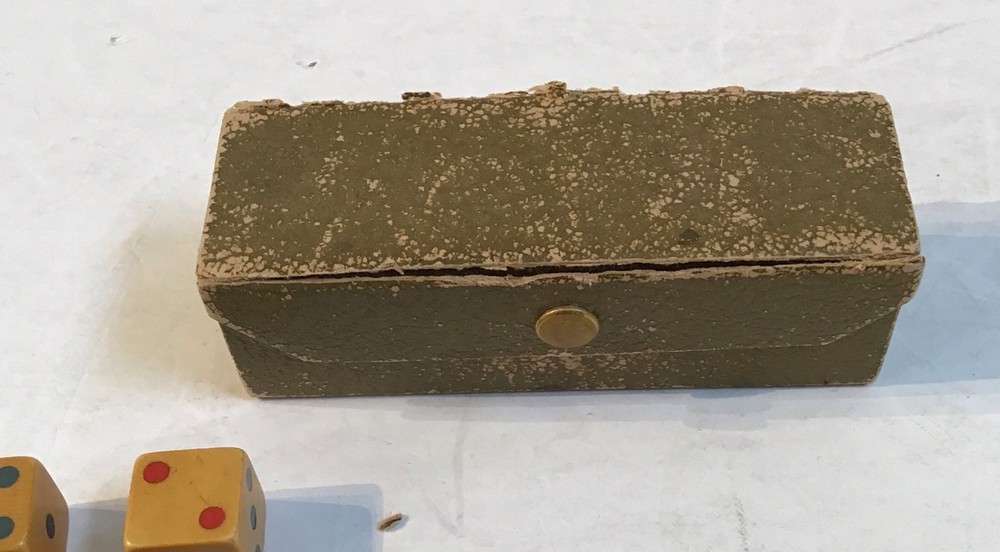 Antique Tri Color Dice And Broken Snap Box