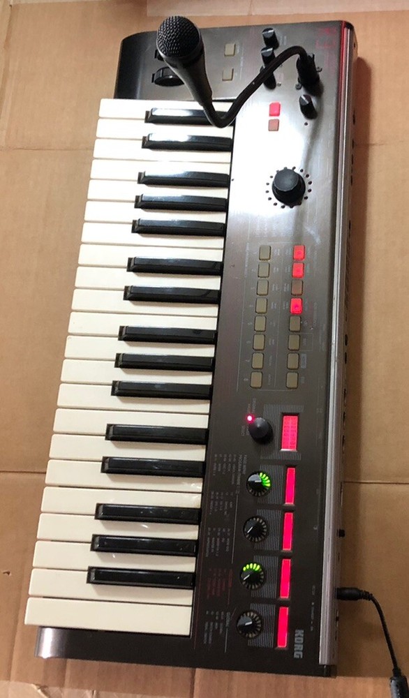 KORG R3 MIDI 37 KEY KEYBOARD SYNTHESIZER/VOCODER