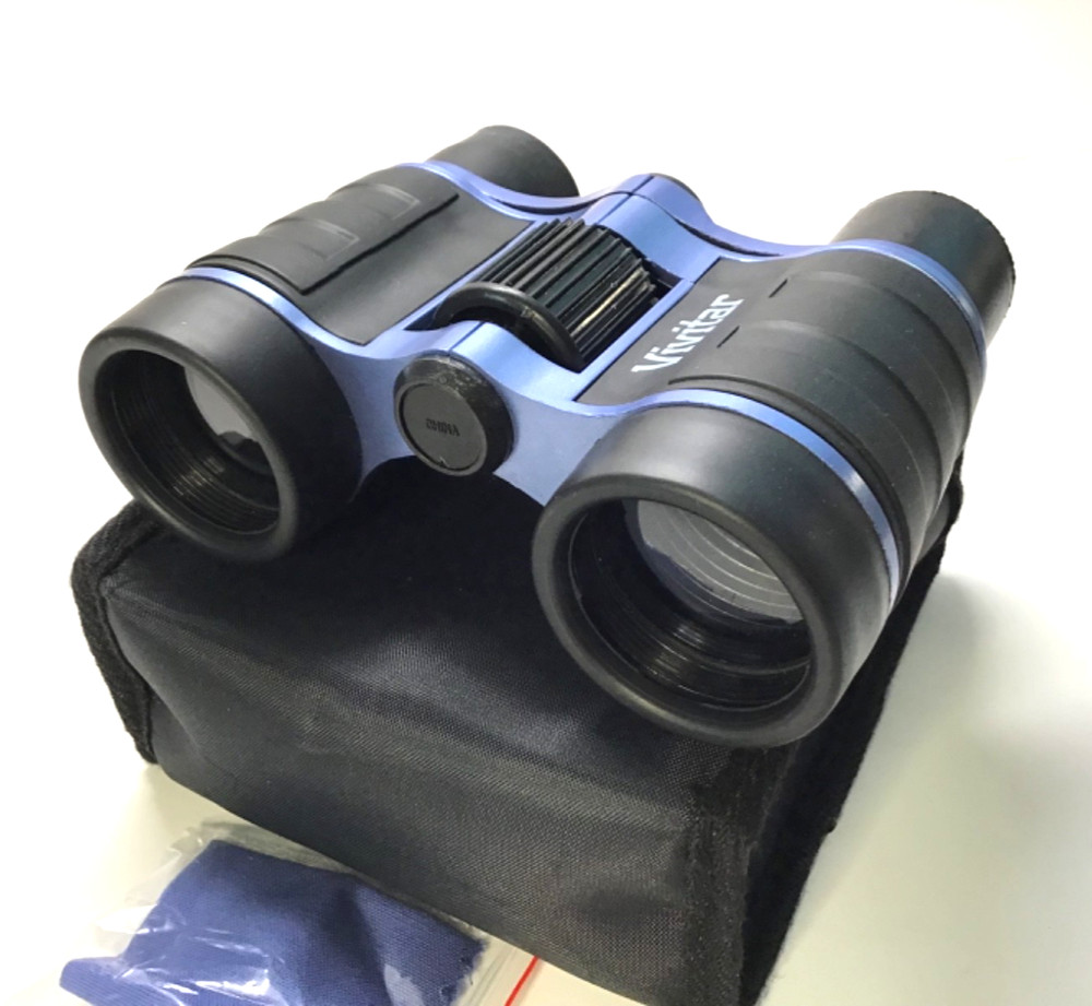 VIVITAR 4X30 COMPACT BINOCULARS W/CASE