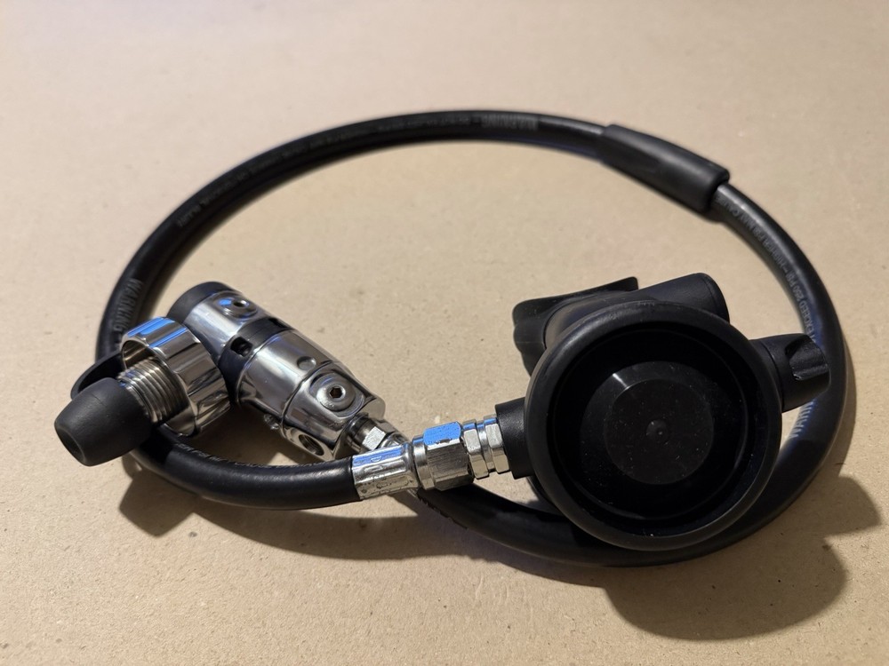 Atomic Aquatics B1 First & Second Stage (Swivel)(Titanium 2nd)(Din) READ!