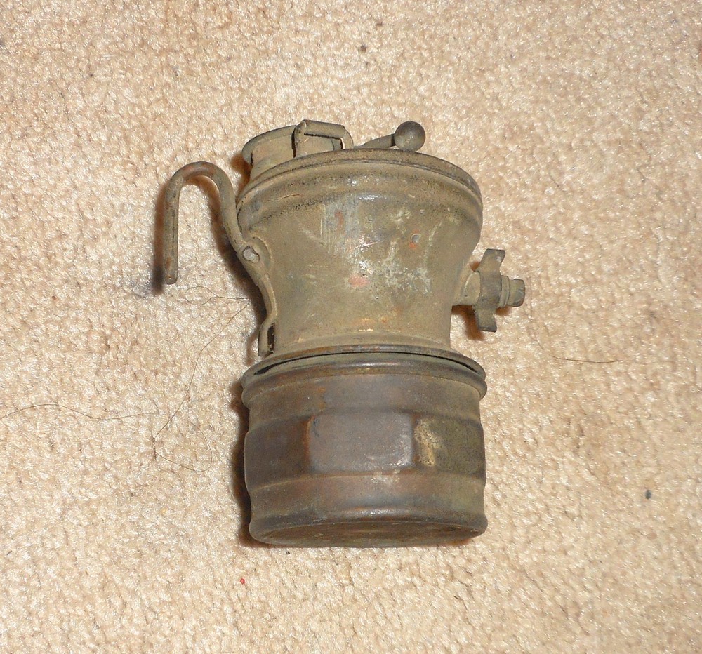 ANTIQUE AUTO LITE CARBIDE BICYCLE MINING LAMP LANTERN AS IS