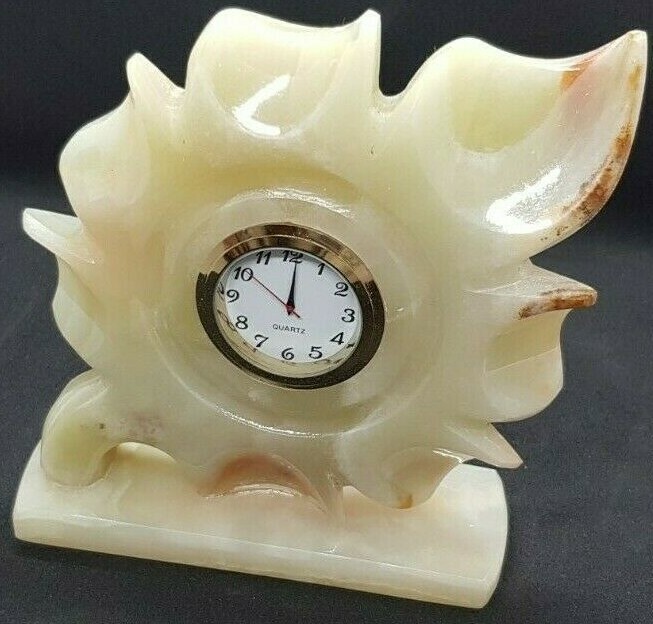 GREEN ONYX HANDCRAFTED, MAPLE LEAF CLOCK, HEIGHT - 6"
