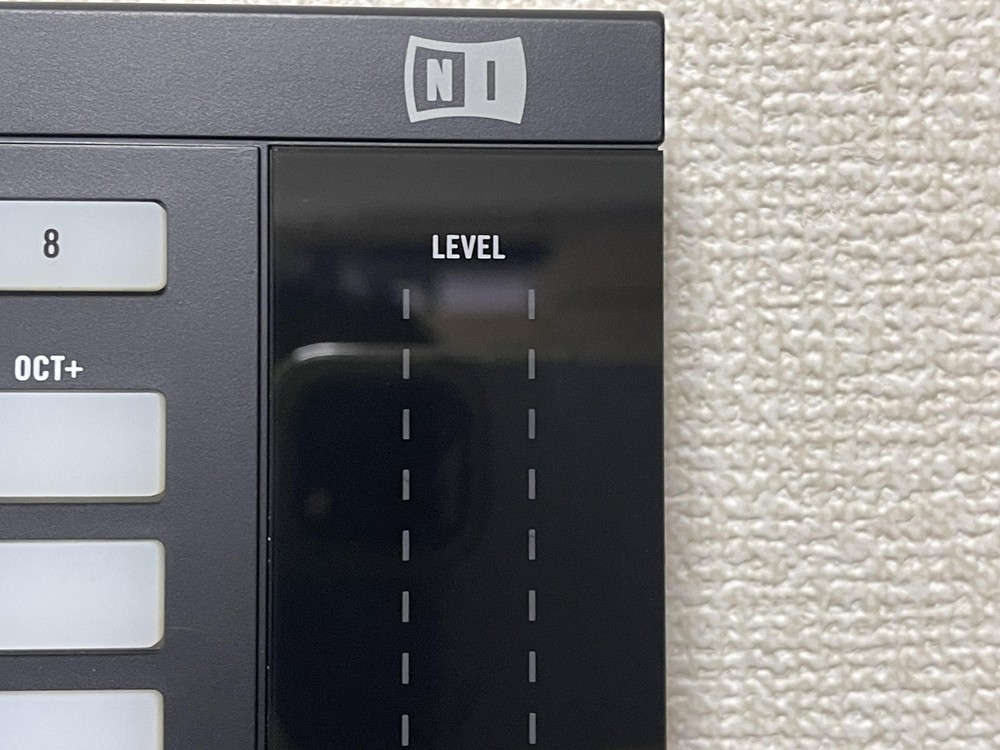 Native Instruments Maschine Jam Controller Production Performance System w/Box