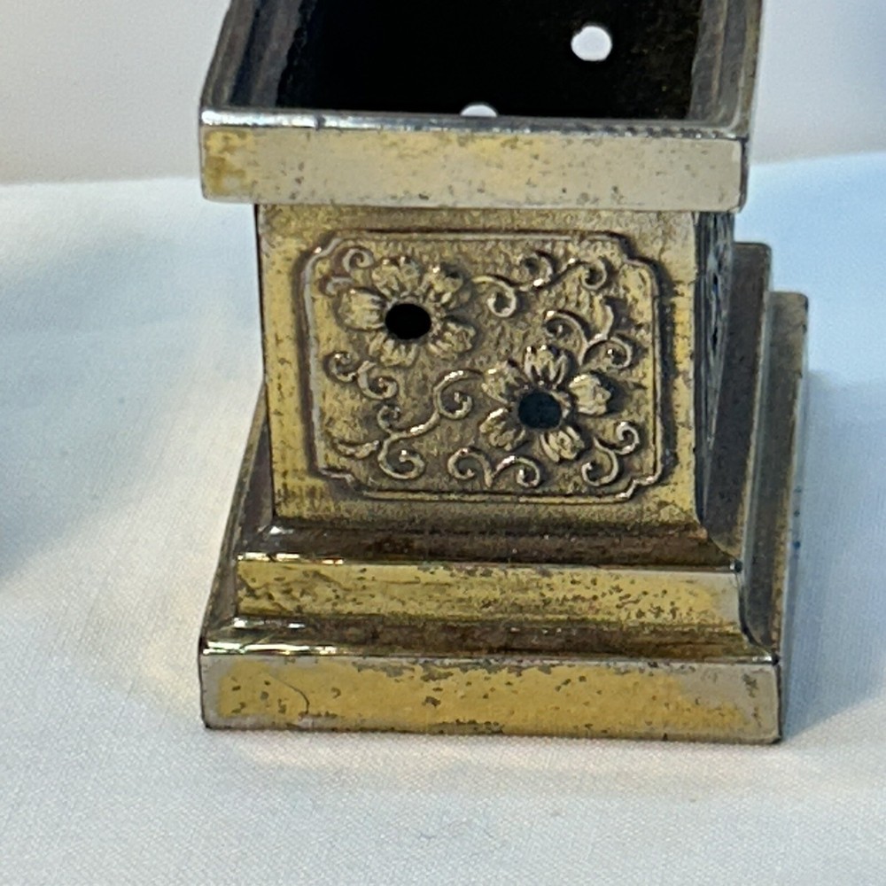 Foo Dog Incense Burner vintage metal READ H9