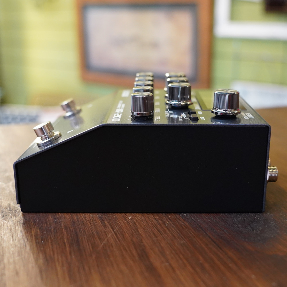 BOSS IR-200 AMP&CABINET PROCESSOR Guitar Effects Pedal