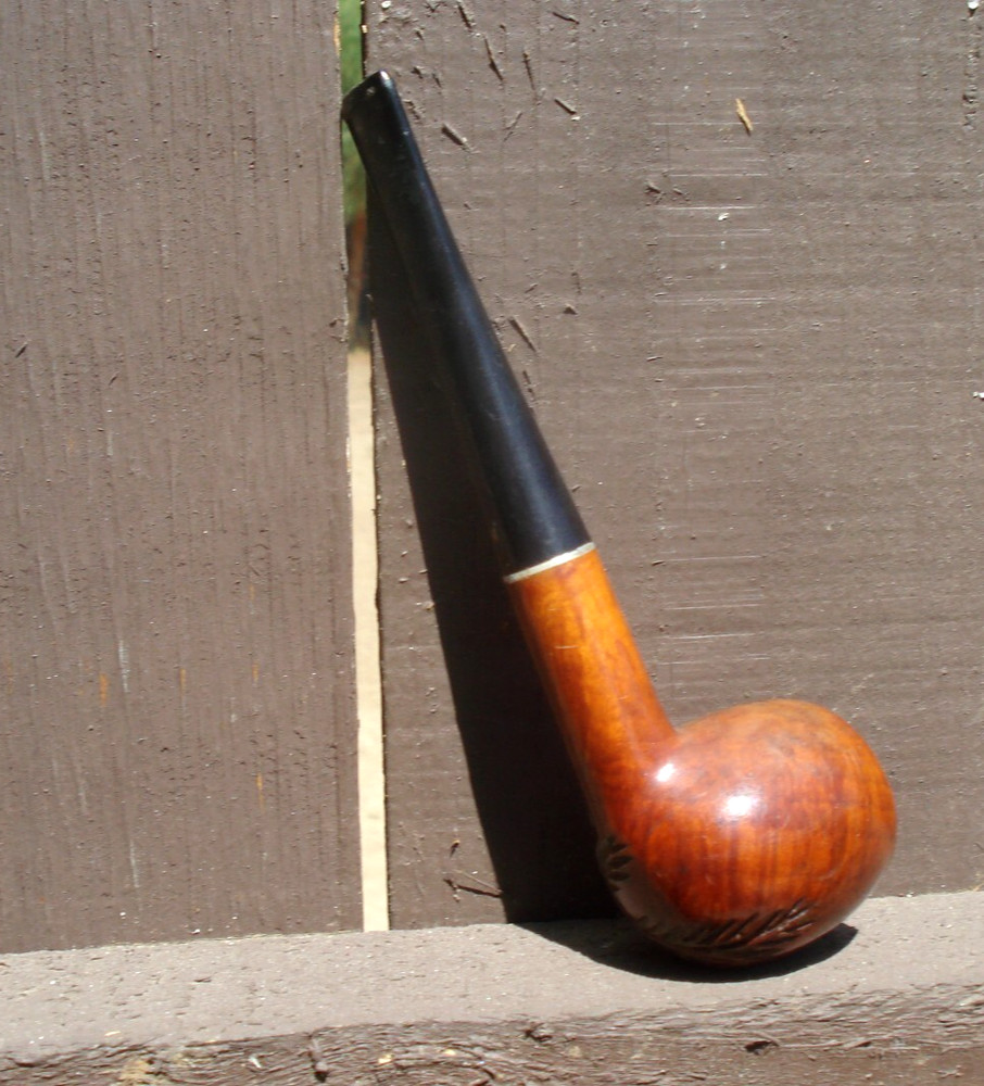 Vintage, used, MEDICO Imported Briar Smoking Pipe with leaf pattern