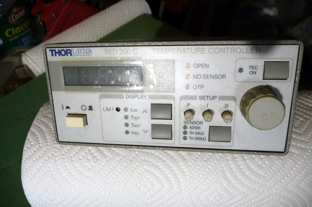 THOR LABS    TED200C  temperature controller