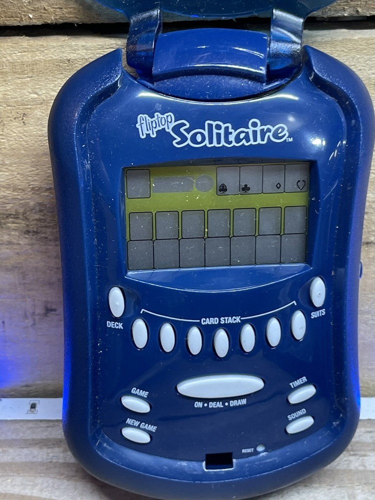 Radica Fliptop Solitaire handheld player