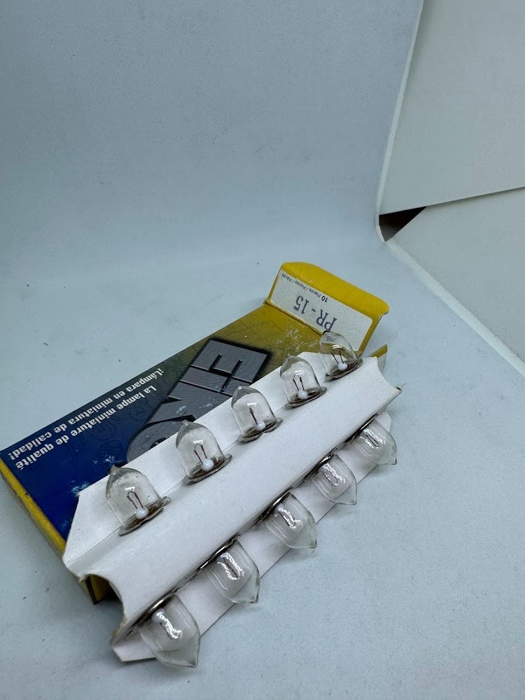 Eiko miniature lamp PR-15 10 pack