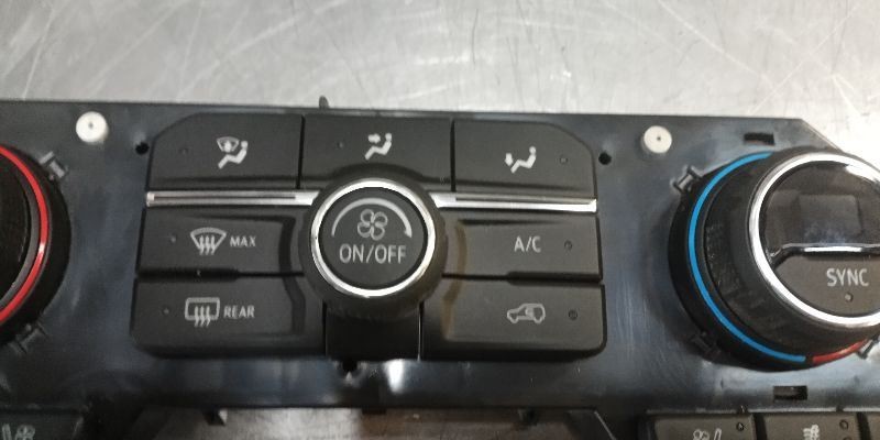 SILVERADO 1500 2019 Temperature Control 6615224