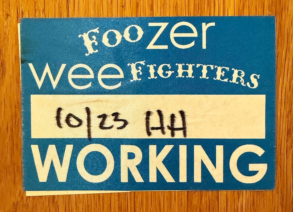 2005 Foozer FOO FIGHTERS / WEEZER Working Pass Long Beach Arena Original !!!!!!!