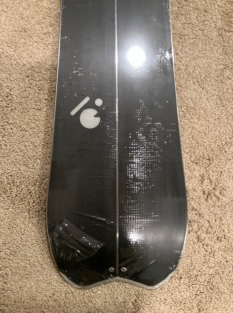 SLASH Snowboards, "Gigi" SPLIT-BOARD (BRAND NEW).