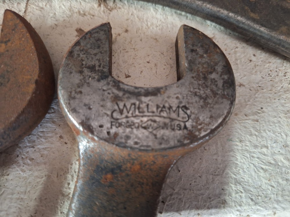 Vintage Williams metal toolbox with multiple Wrenches used