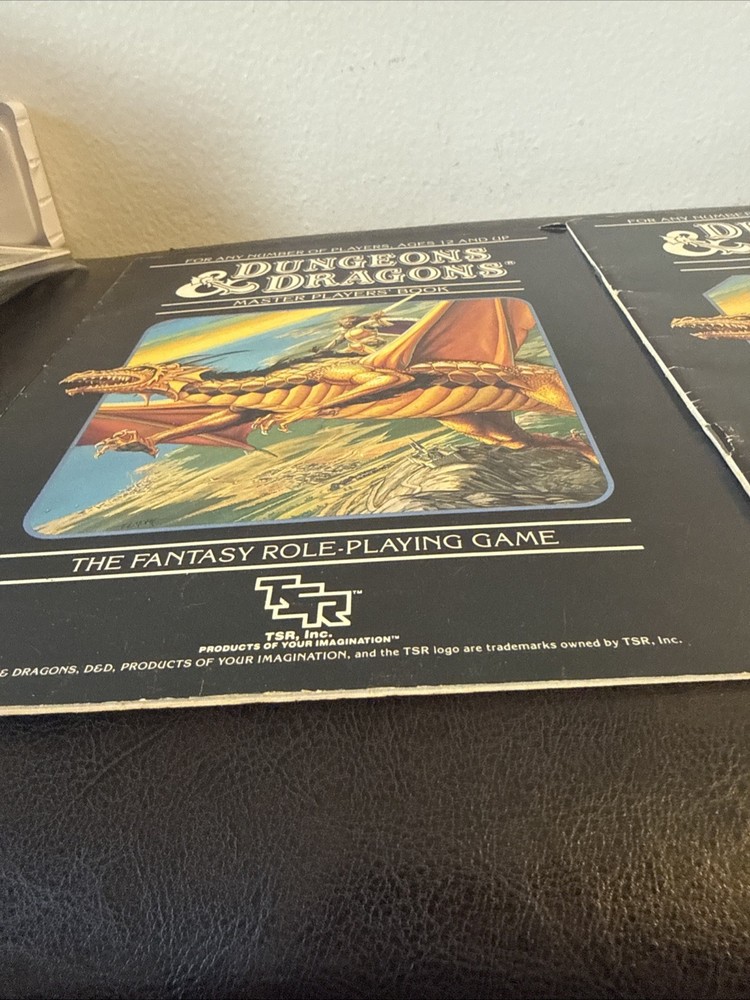 D&D - Dungeons & Dragons Master DM's and Master Players Books