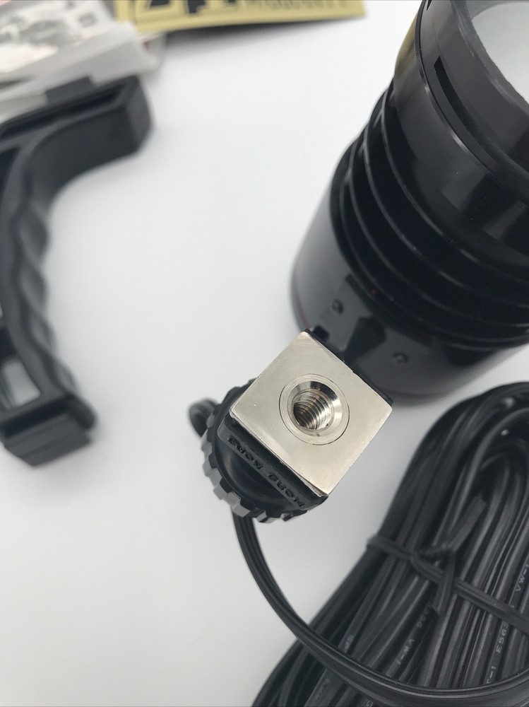 Solidex Magicool Model VL-9100 Camcorder Light