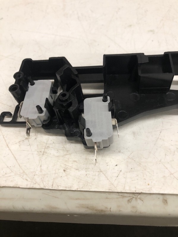 Black+decker Interlock Latch Part # 121700000003403