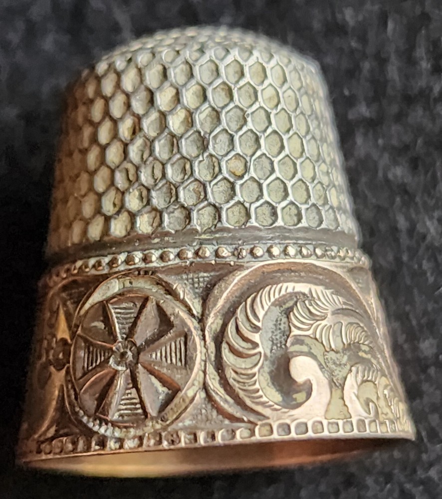 Sterling & 14K Gold Etched Scenes Thimble