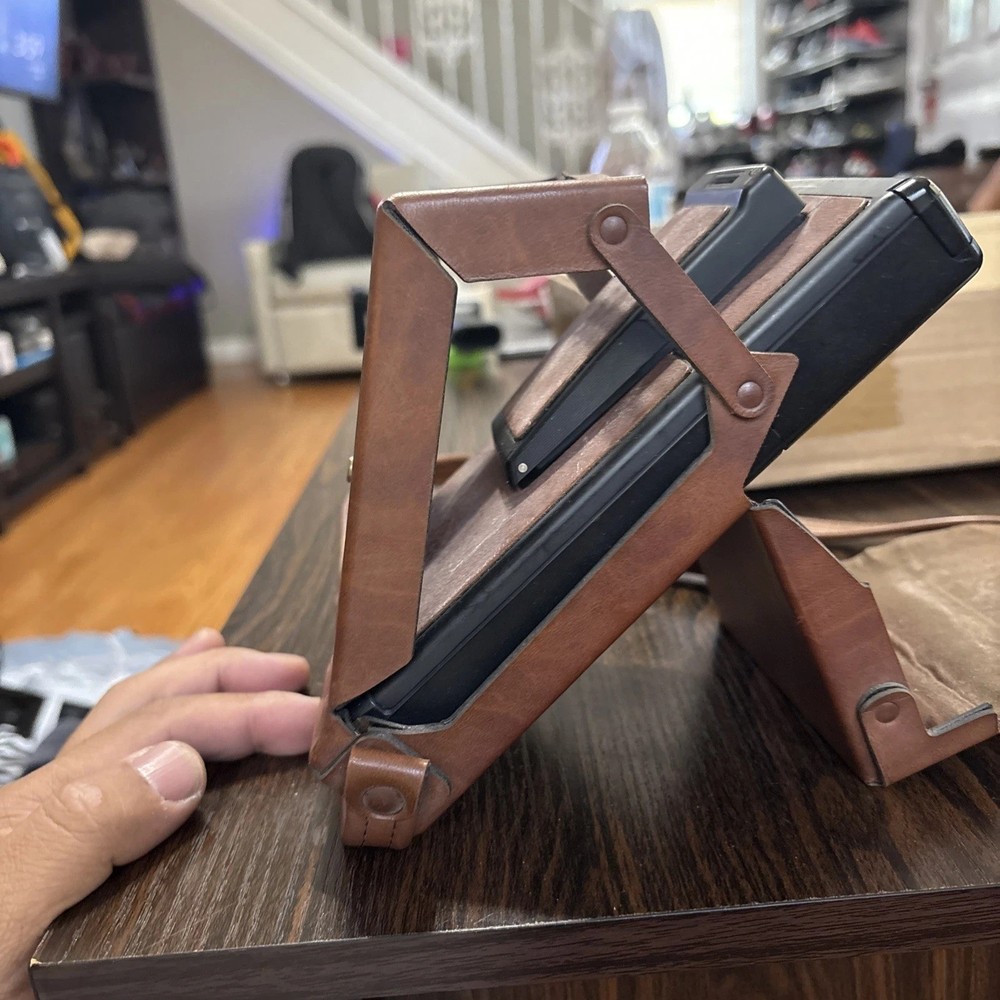 Polaroid SX-70 Model 3 Camera With Case UNTESTED