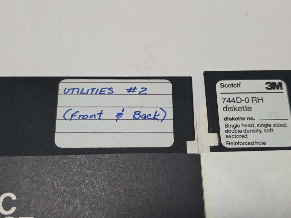 Apple II collection of system and disk utilities including DiskZAP