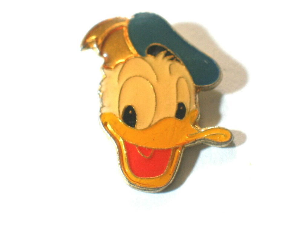Donald Duck Vintage Pin