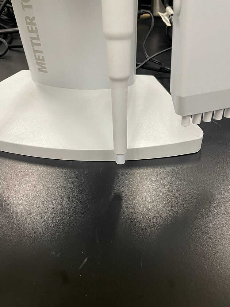 Rainin E4 XLS LTS Electronic Pipette Set with Smart Stand
