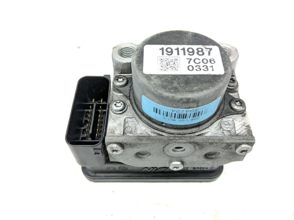 17 Indian Chieftain Limited ABS System Control Module 1911987