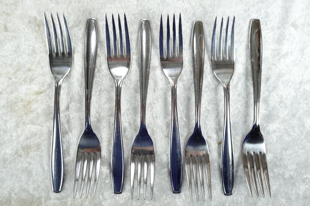 40 Pieces Vallarta Pattern Stainless Steel Flatware By Oneidacraft