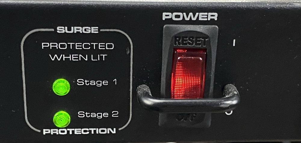 Middle Atlantic PD-915RV-RN Power Distribution Unit