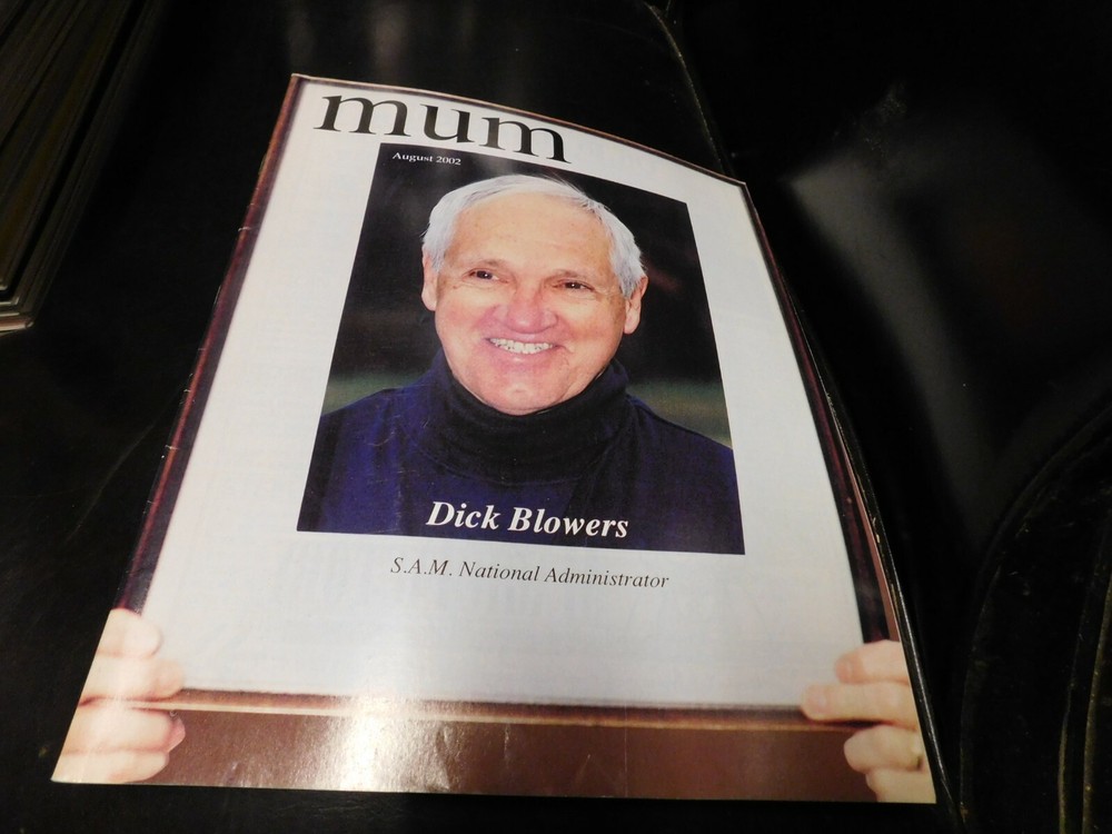 MUM Magazine Magic Unity Might 2002 August Dick Blowers